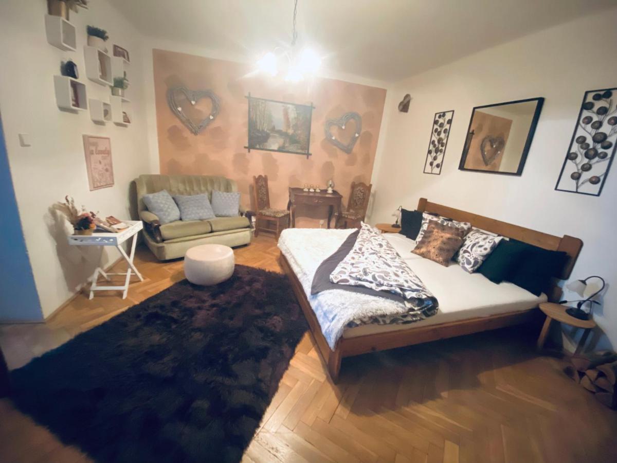 Kristinka Hotell Český Krumlov Eksteriør bilde